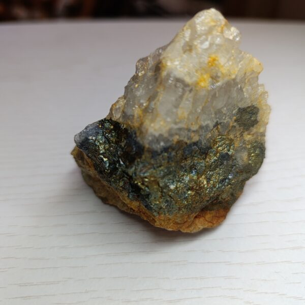 Pierre brute de collection: Chalcopyrite et Quartz, Laguépie, Tarn et Garonne, France