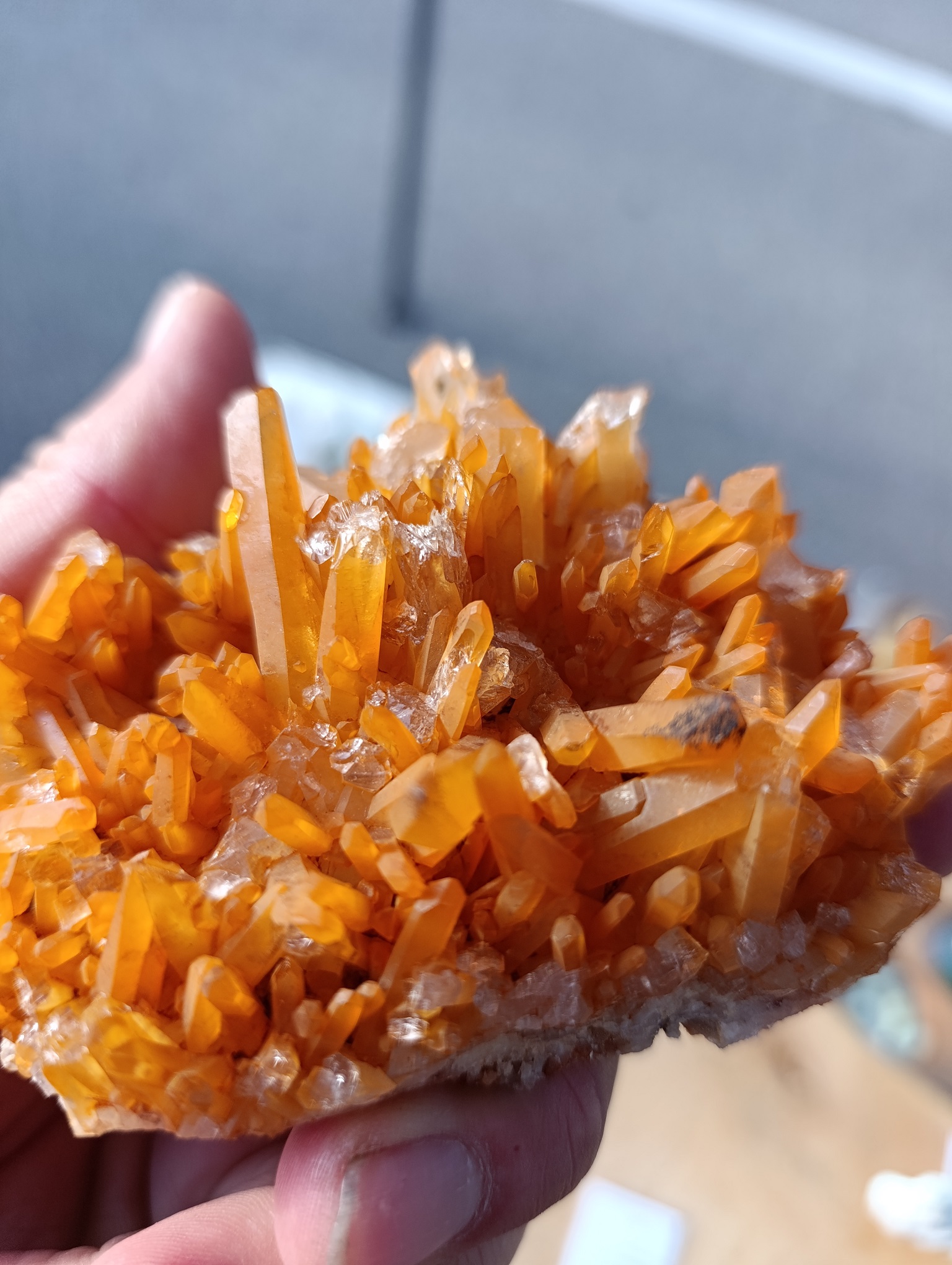 Druse Quartz mandarine qualité A Brésil