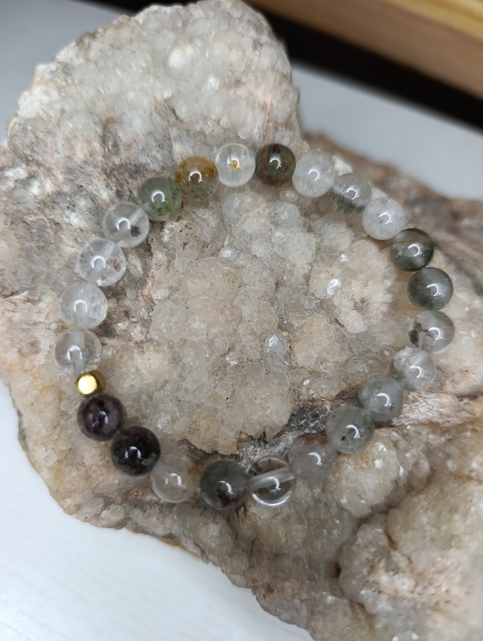 bracelet en lodolite, quartz garden, quartz paysage 8mm brésil